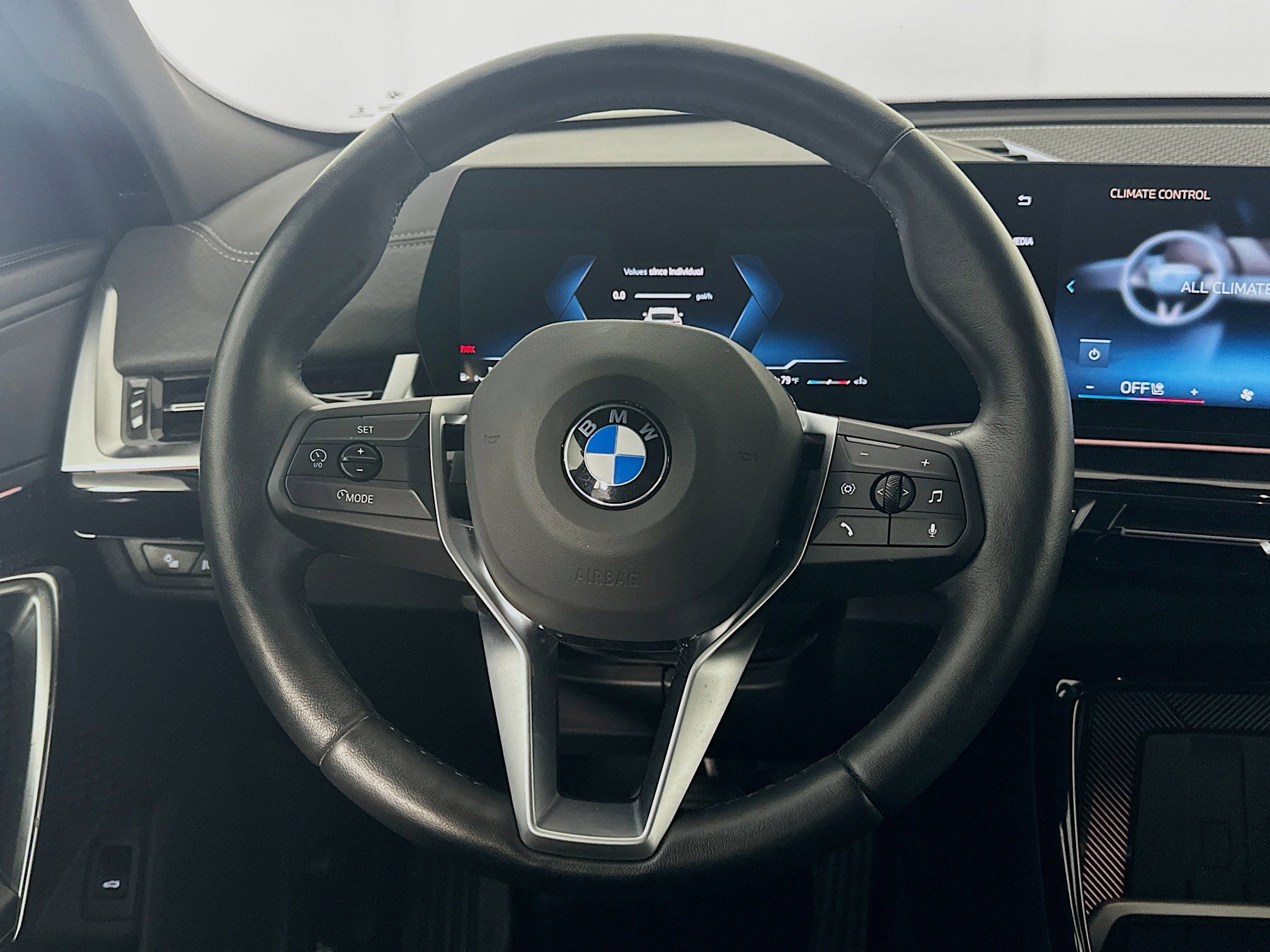 Used 2025 BMW X2 xDrive28i image 18