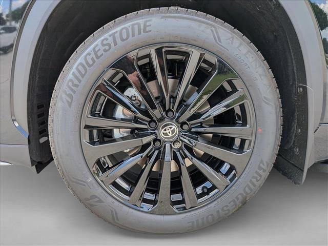 New 2026 Toyota Highlander XSE image 10