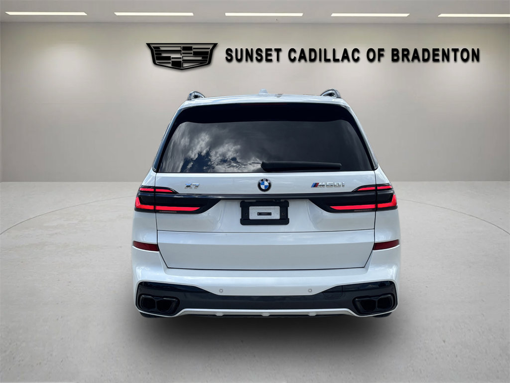 Used 2025 BMW X7 M60i AWD/4WD image 4