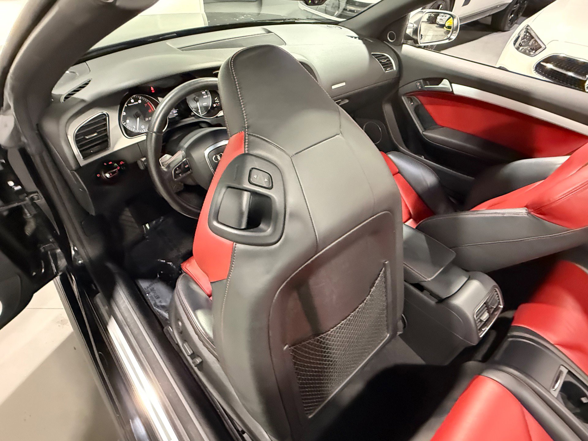 Used 2010 Audi S5 Prestige image 39