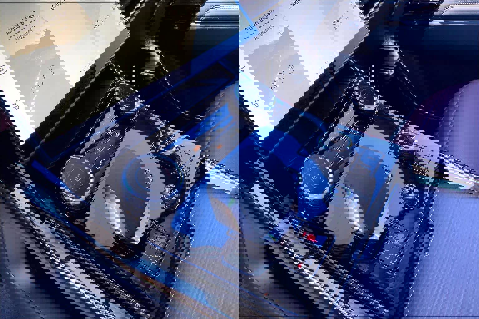 Used 2023 Land Rover Range Rover Sport SE Dynamic image 16