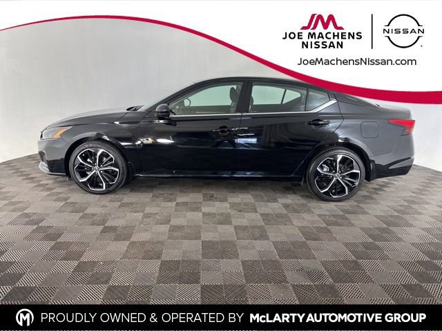 Used 2025 Nissan Altima 2.5 SR image 8
