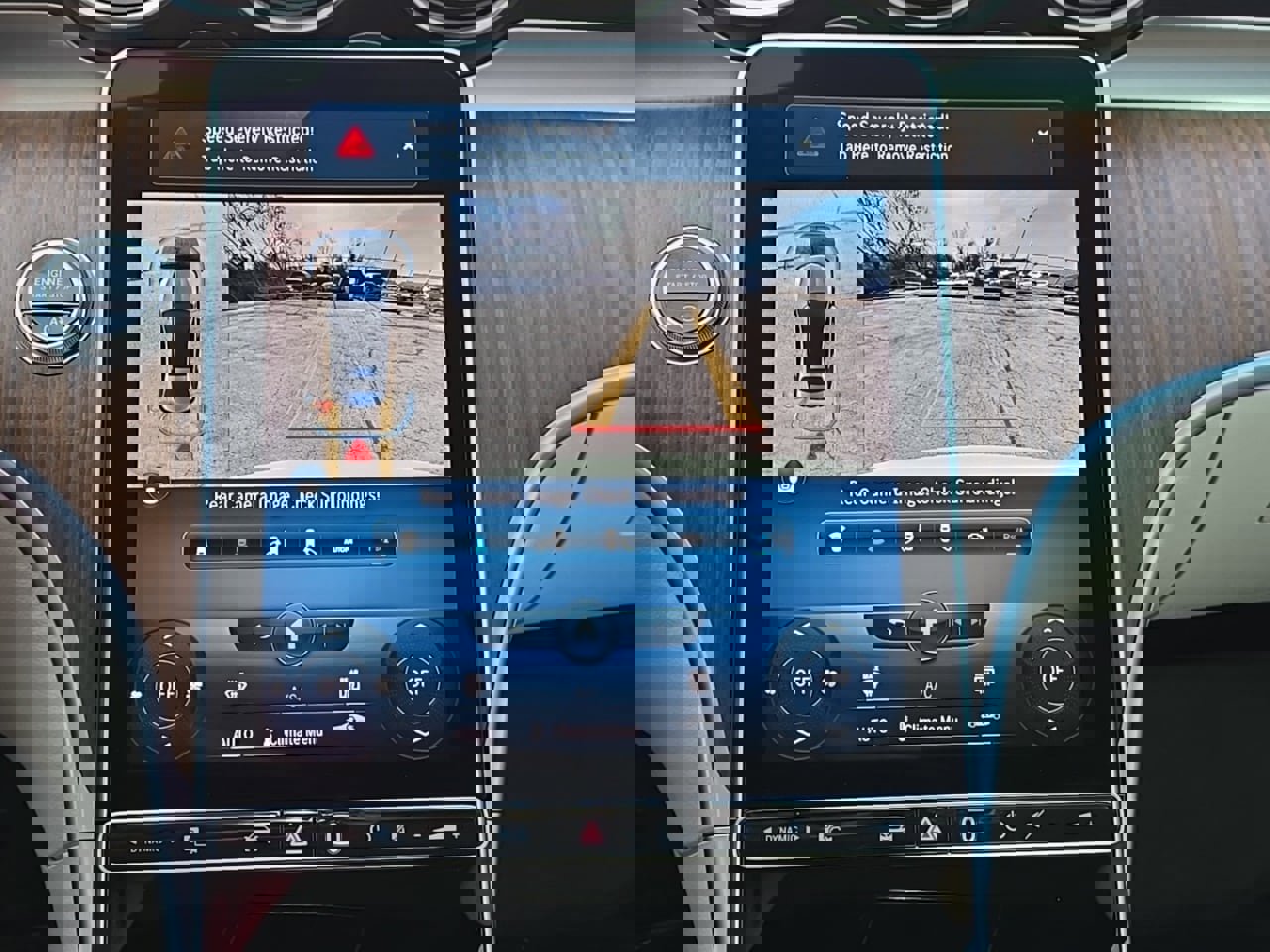 Used 2023 Mercedes-Benz C 300 4MATIC Sedan image 16