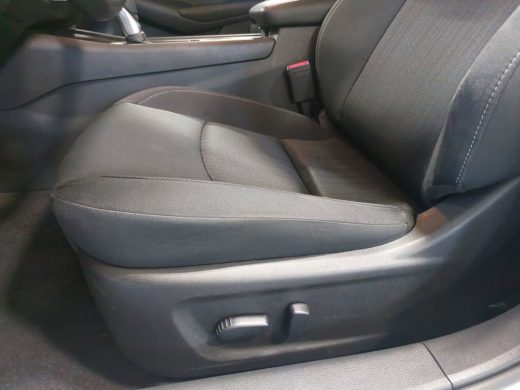 Certified 2025 Nissan Altima 2.5 SV FWD image 39