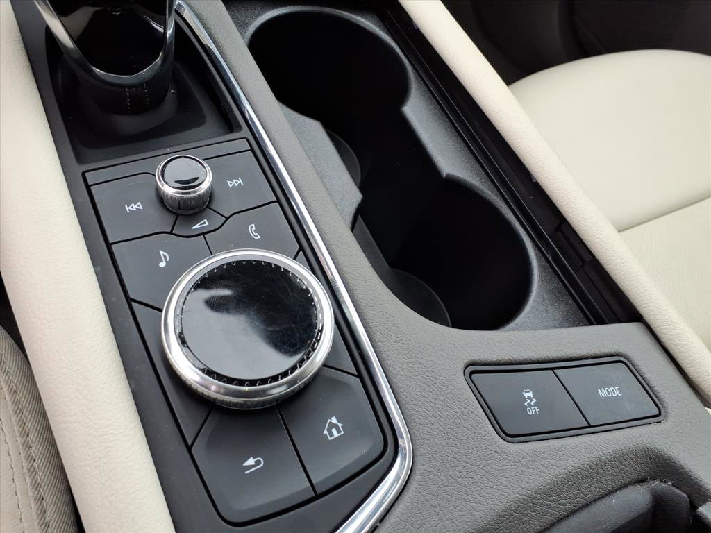 Certified 2022 Cadillac XT5 Premium Luxury image 31