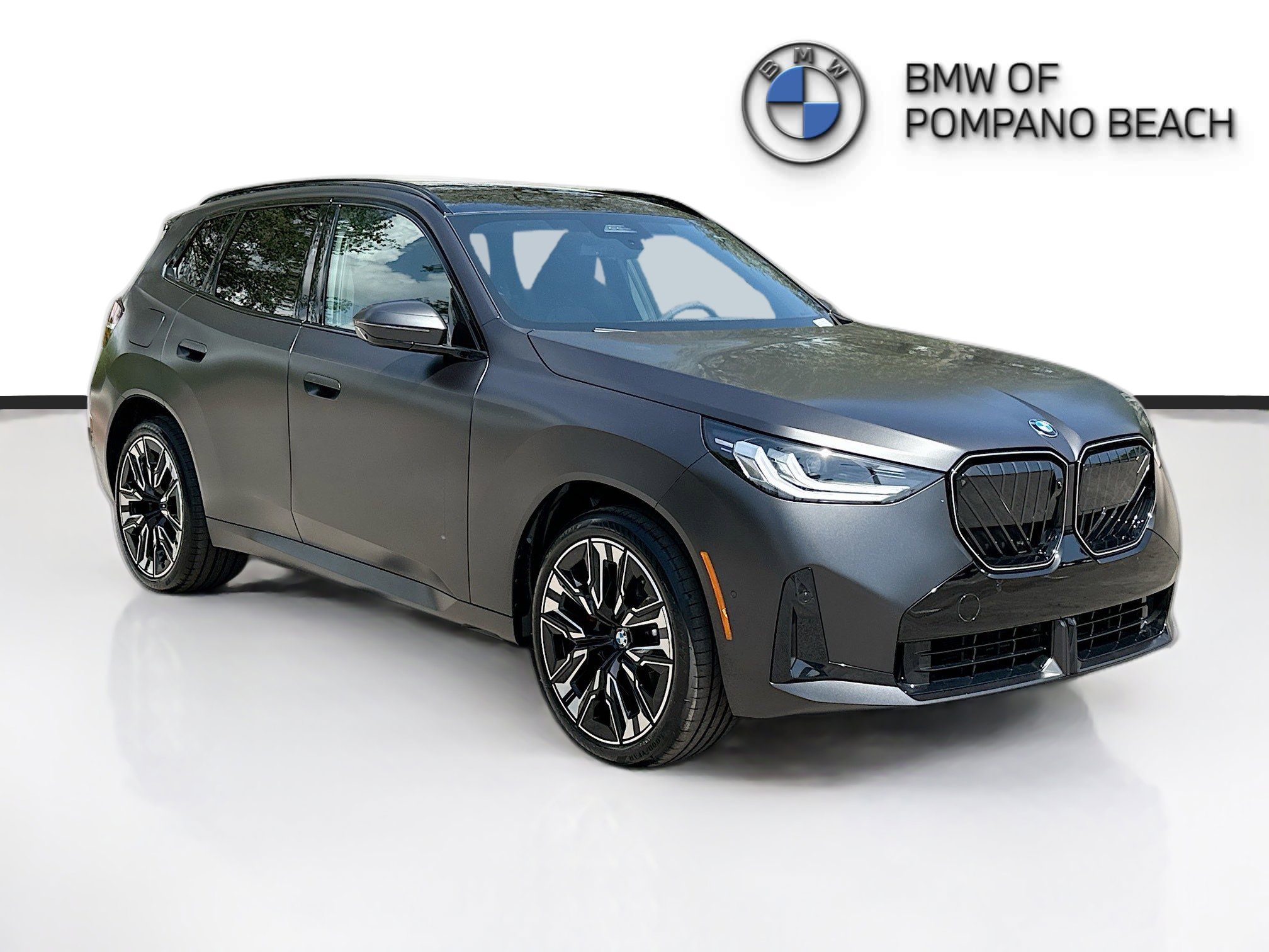 Used 2025 BMW X3 xDrive30i w/ Premium Package AWD/4WD image 1