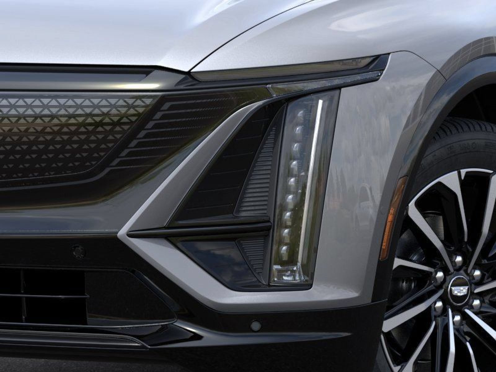 New 2025 Cadillac Lyriq Sport w/ LPO, Floor Liner Package AWD/4WD image 10