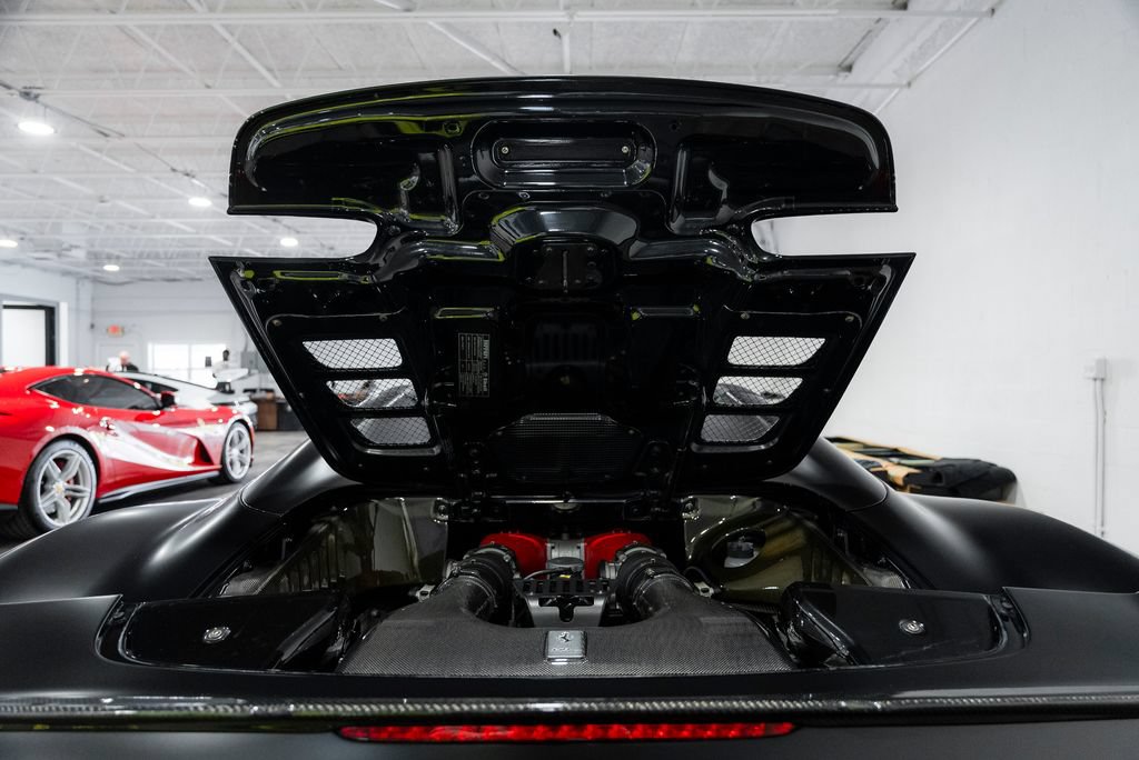 Used 2012 Ferrari 458 Spider RWD image 27