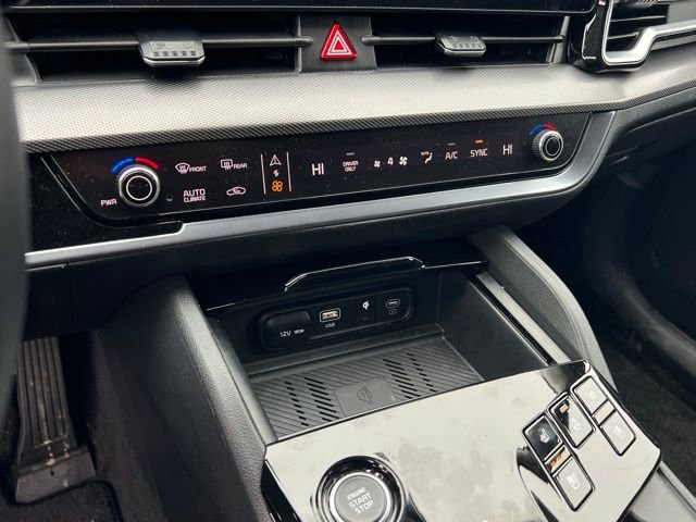 Certified 2025 Kia Sportage SX Prestige image 22