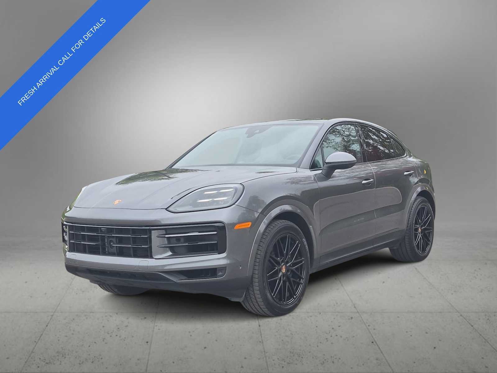 Used 2025 Porsche Cayenne Coupe AWD/4WD image 4