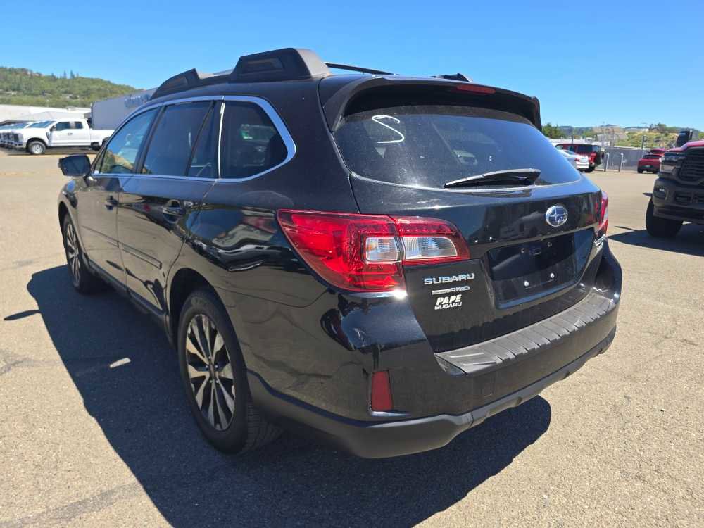 Used 2015 Subaru Outback 2.5i Limited AWD/4WD image 16