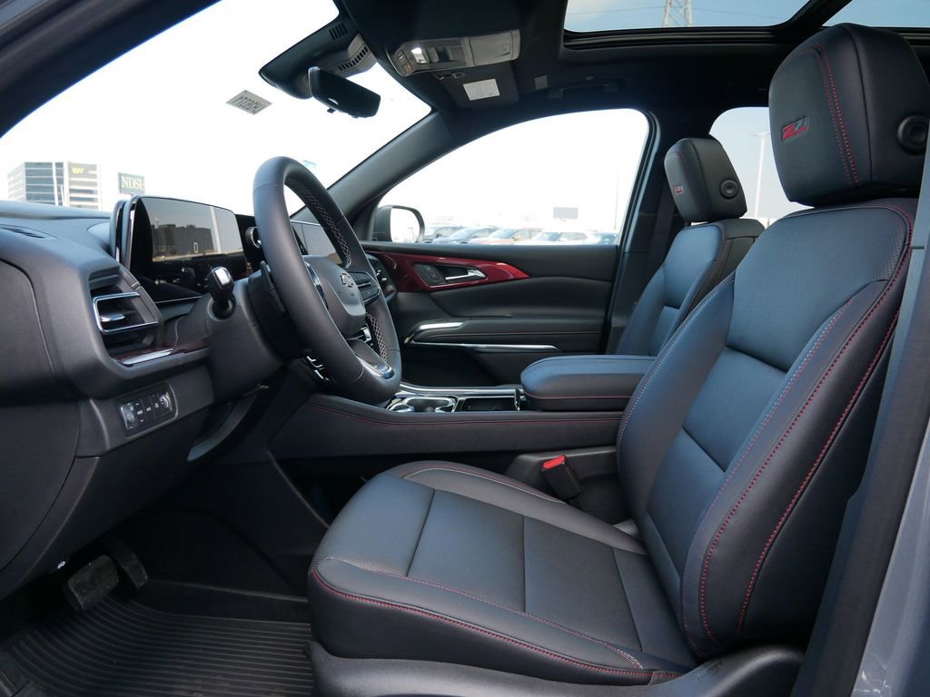 New 2026 Chevrolet Traverse Z71 w/ Driver Confidence Package AWD/4WD image 15