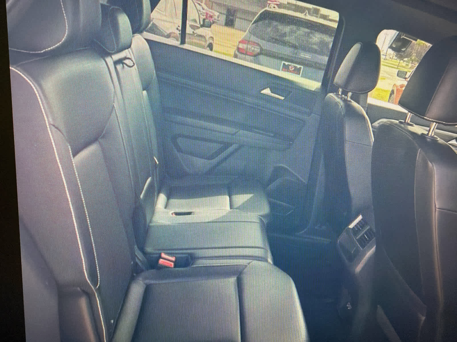 Used 2020 Volkswagen Atlas Cross Sport SE w/ Panoramic Sunroof Package FWD image 20
