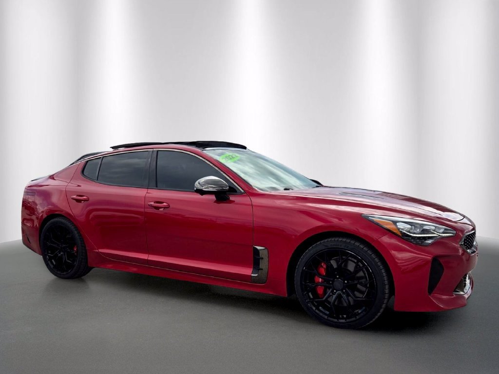 Used 2022 Kia Stinger GT2 AWD/4WD image 2