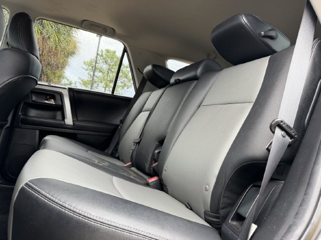 Used 2016 Toyota 4Runner SR5 Premium RWD image 24