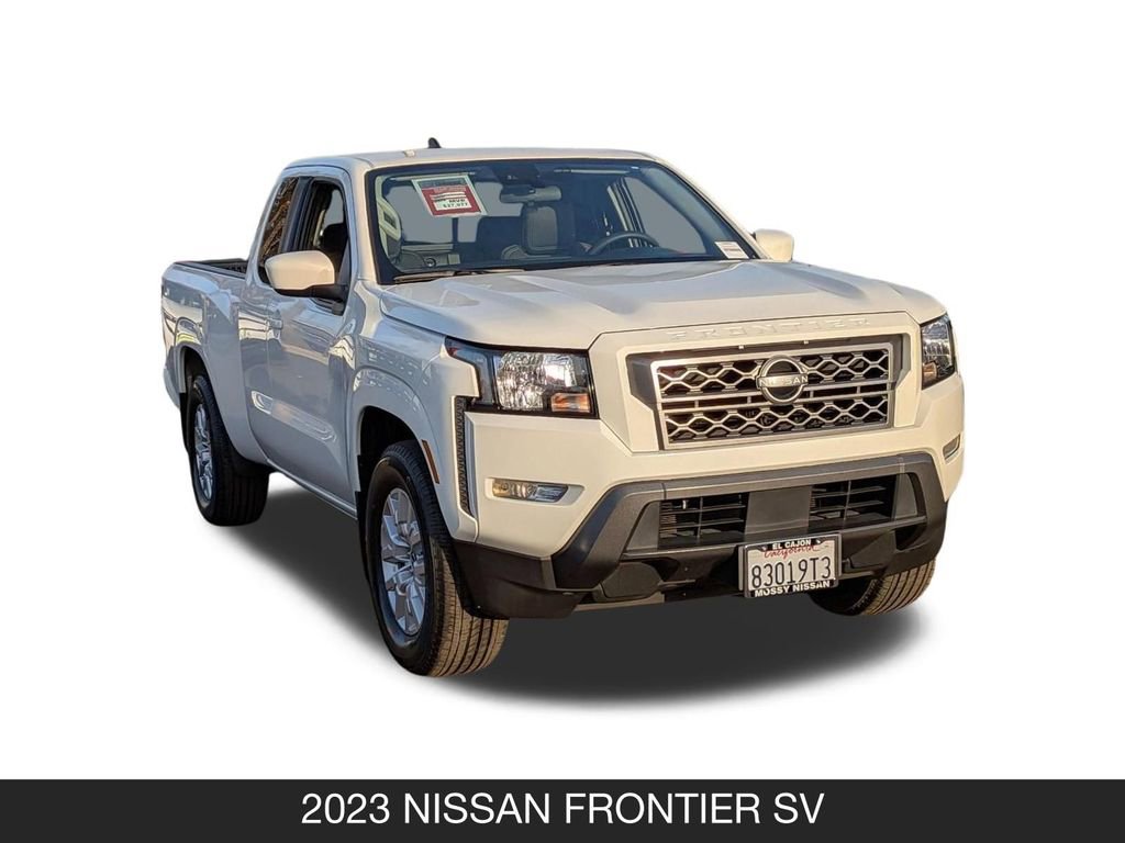 Used 2023 Nissan Frontier SV w/ SV Convenience Package RWD image 2