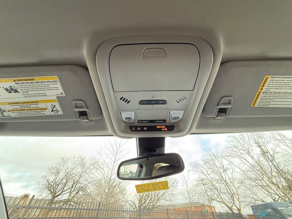 Used 2020 Chevrolet Equinox LT w/ Sport Edition image 25