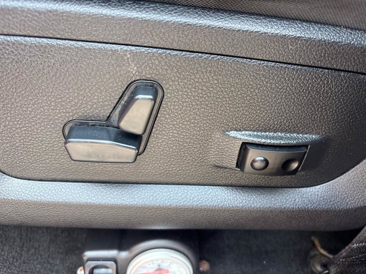 Used 2016 RAM 1500 Sport AWD/4WD image 12