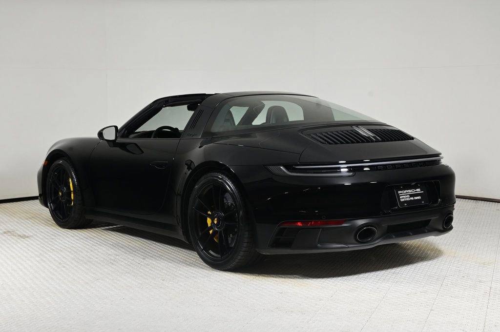 Certified 2023 Porsche 911 Targa 4 GTS image 3