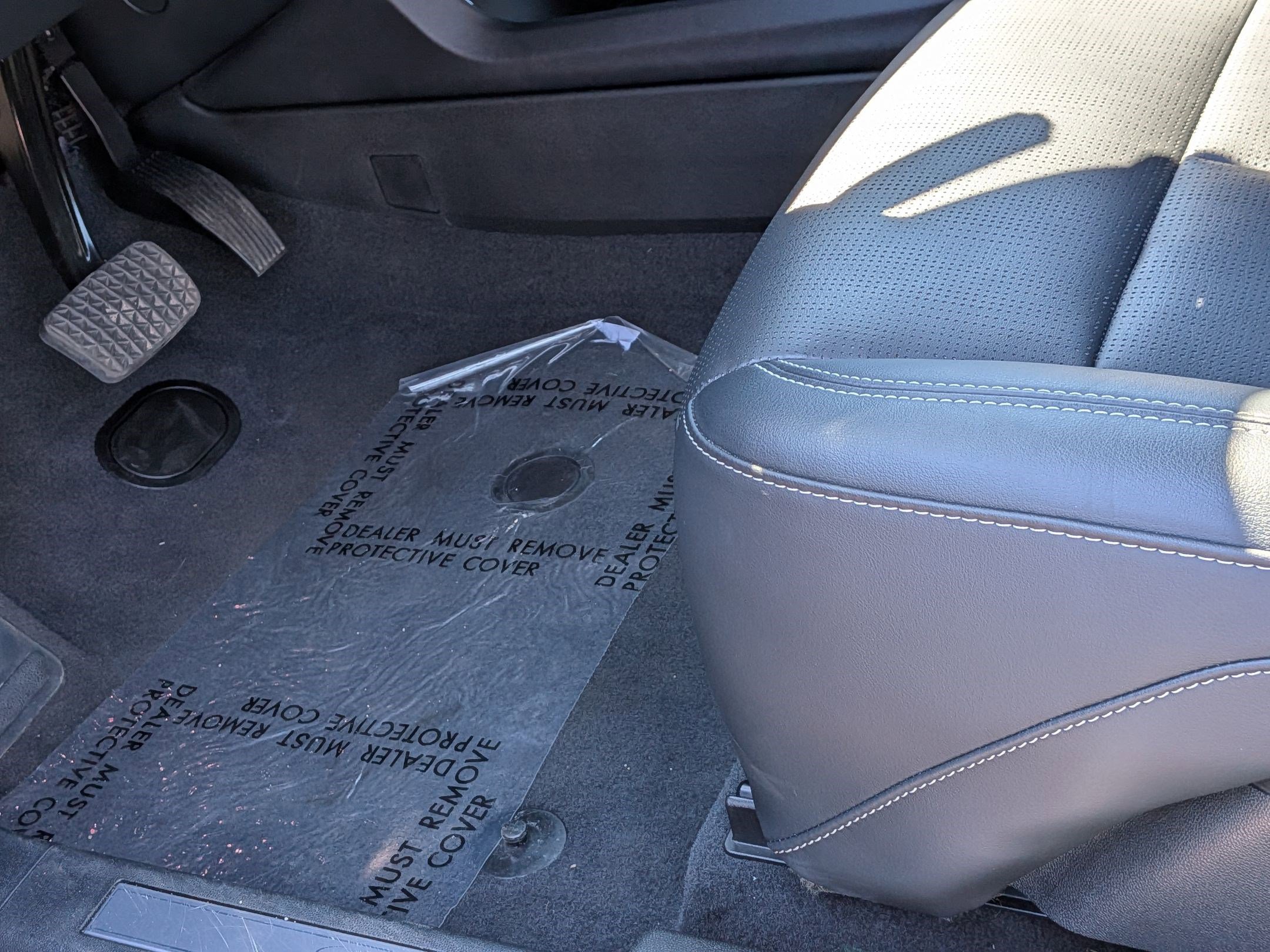 Used 2024 Cadillac Lyriq Sport w/ LPO, Floor Liner Package image 17