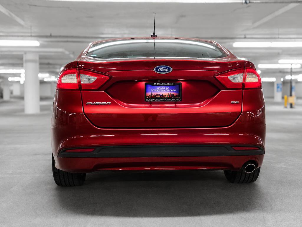 Used 2014 Ford Fusion SE FWD image 8