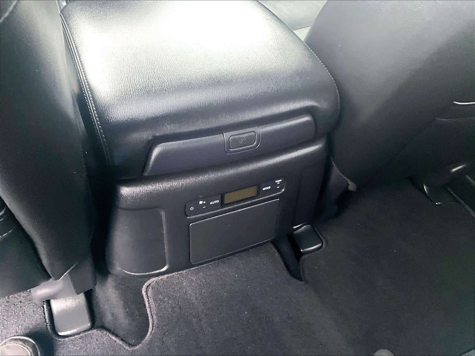 Used 2022 Nissan Armada SL w/ Midnight Edition Package image 28