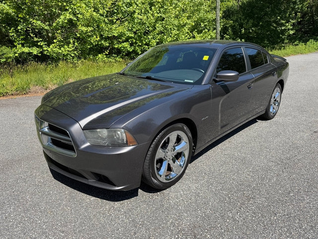 Used 2013 Dodge Charger R/T RWD image 2