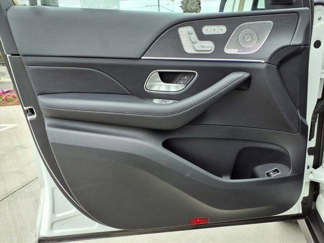 Certified 2024 Mercedes-Benz GLS 450 4MATIC image 12