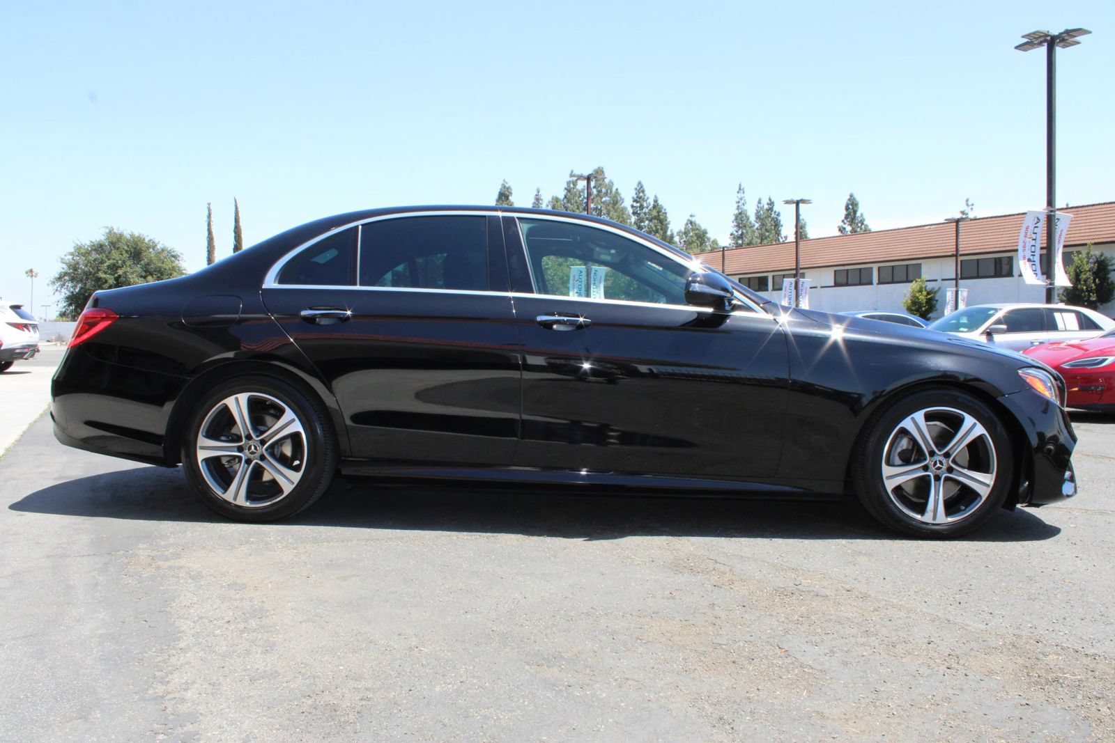 Used 2019 Mercedes-Benz E 300 image 41