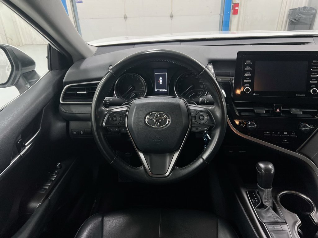 Used 2024 Toyota Camry SE FWD image 11