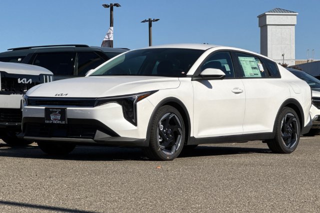 New 2026 Kia K4 EX FWD image 8