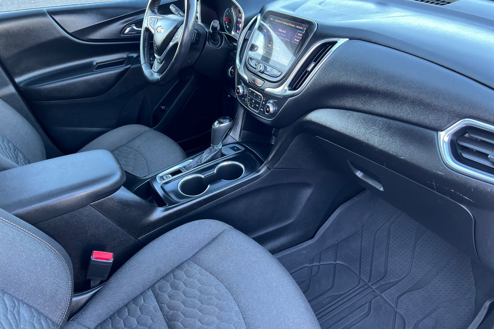 Used 2020 Chevrolet Equinox LT AWD/4WD image 13