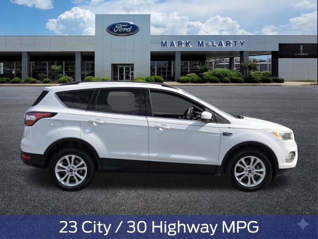 Certified 2018 Ford Escape SE FWD image 8