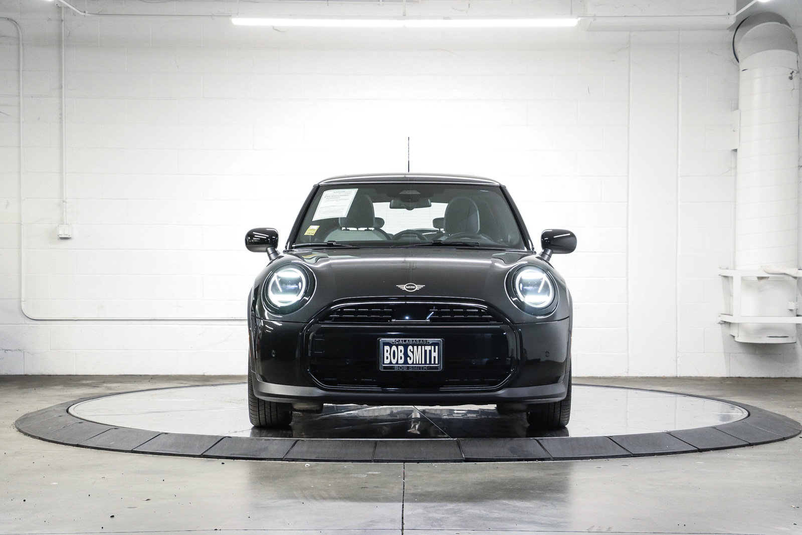 Used 2026 MINI Cooper 2-Door Hardtop FWD image 2