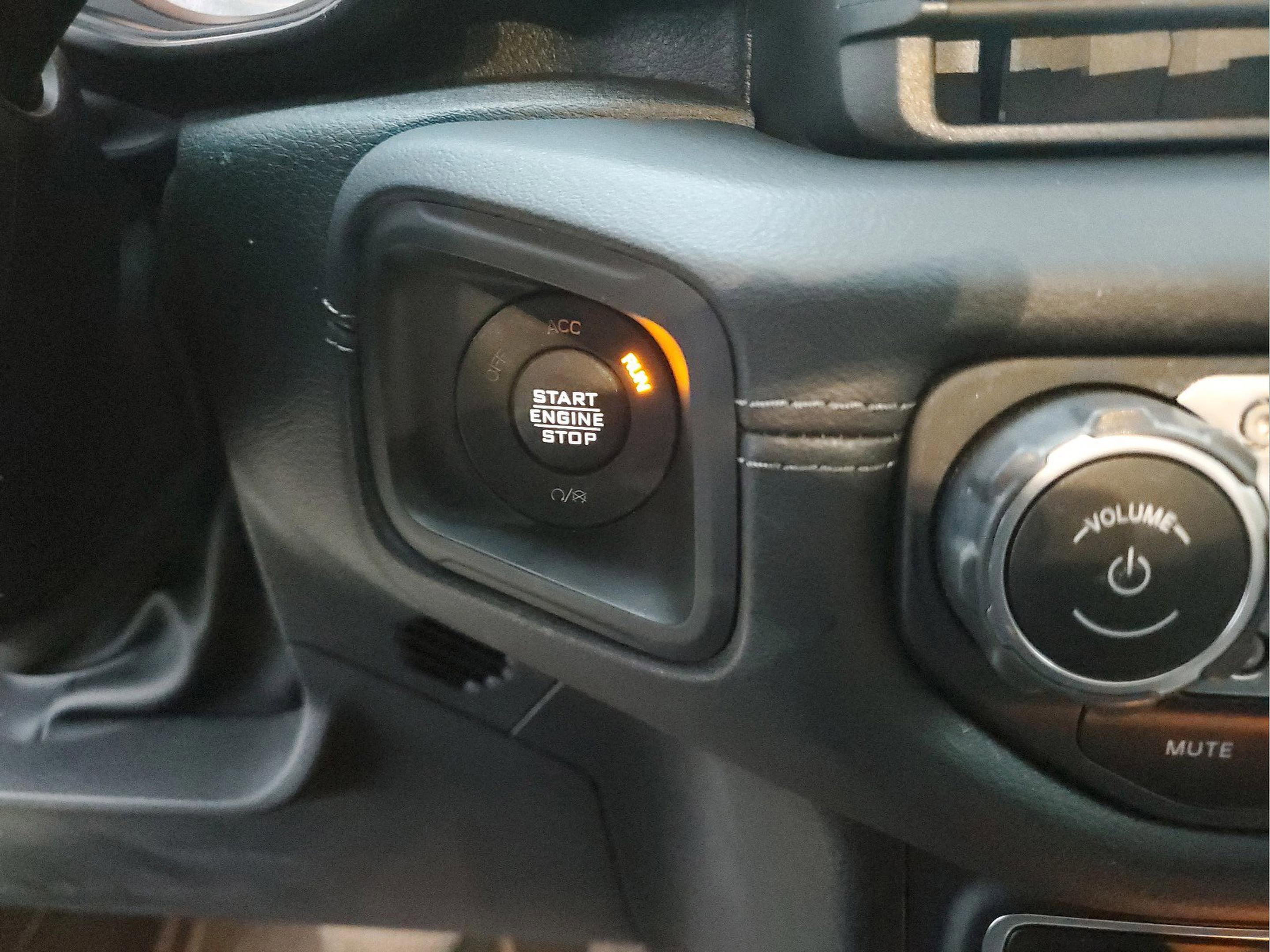 Certified 2024 Jeep Wrangler Sahara image 24