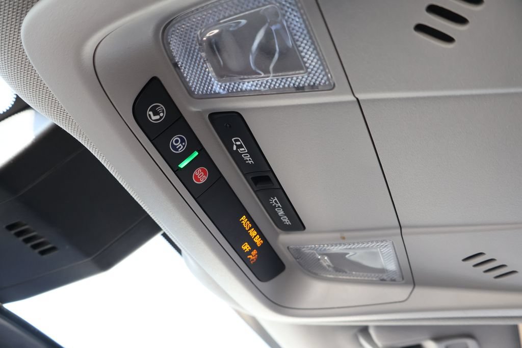 Used 2024 Chevrolet Equinox LT FWD image 32