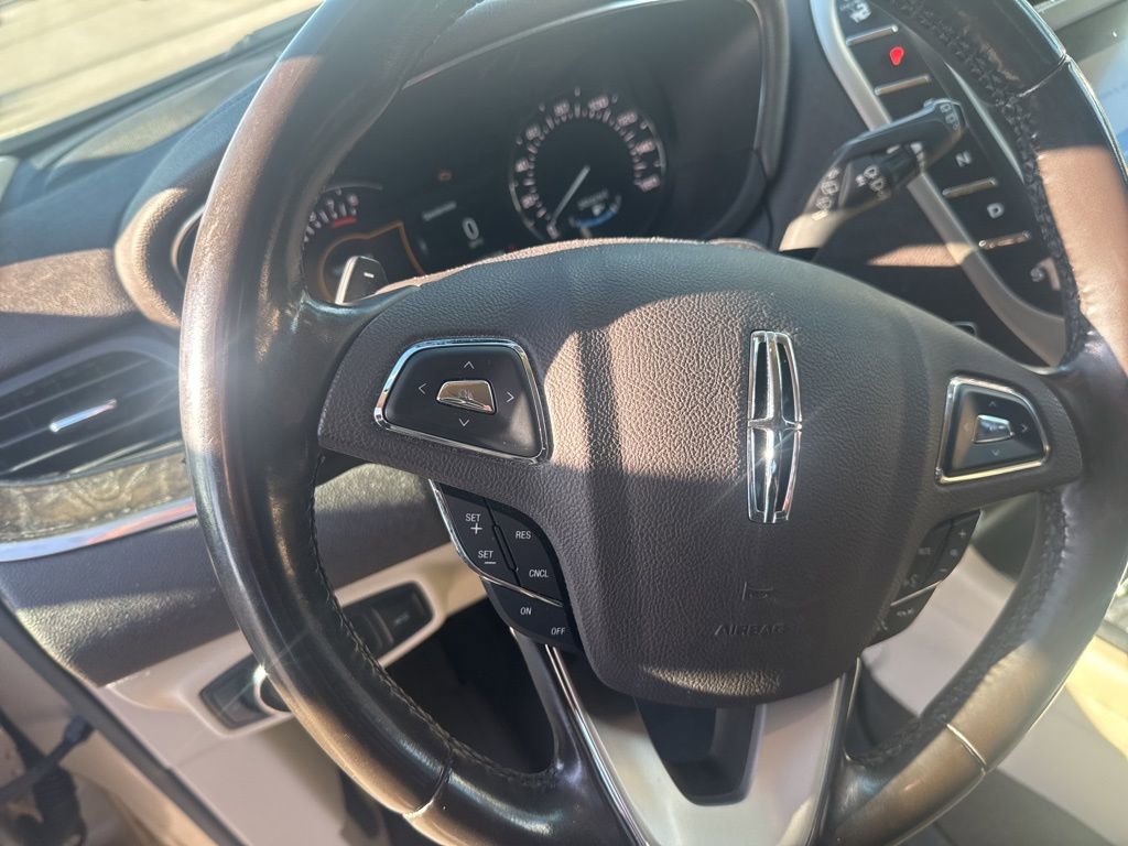 Used 2017 Lincoln MKC Reserve image 20