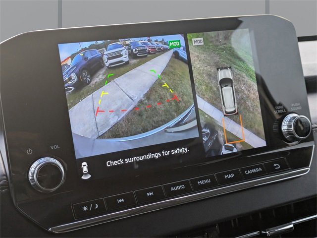 Used 2024 Mitsubishi Outlander FWD image 25