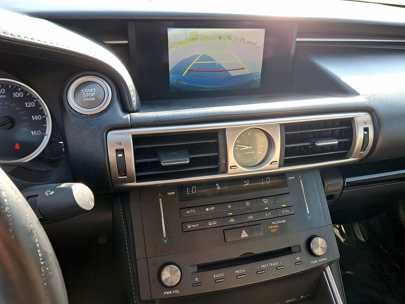 Used 2016 Lexus IS 300 AWD image 15