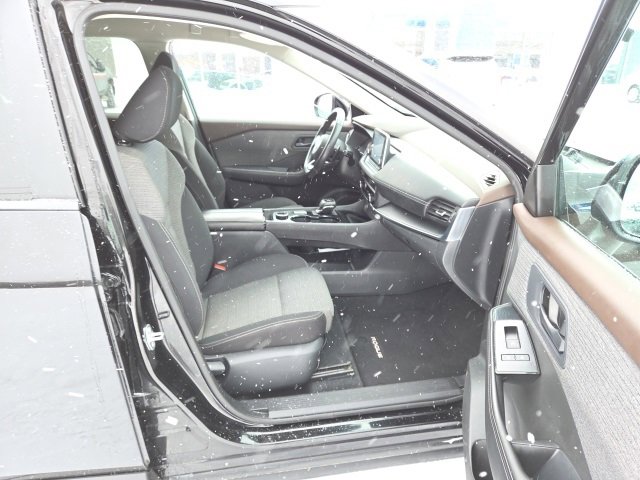 Used 2022 Nissan Rogue S image 39