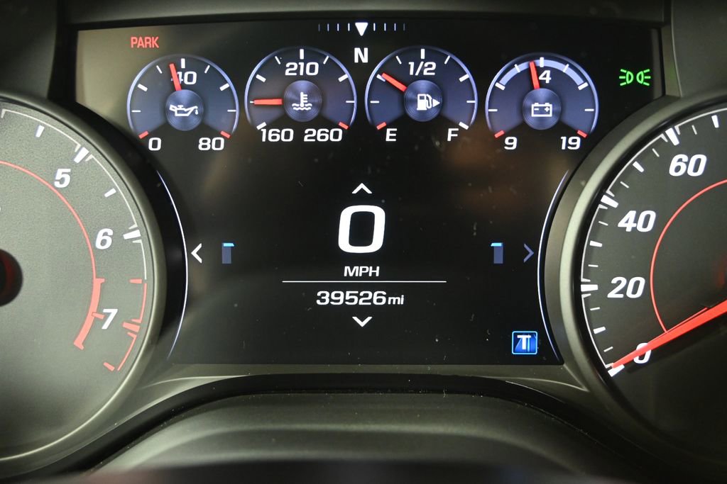 Used 2019 Chevrolet Camaro SS RWD image 24