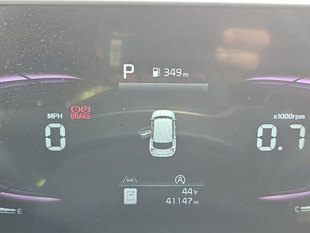 Used 2025 Kia Telluride S image 11