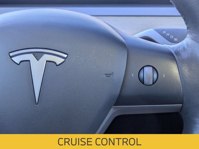 Used 2022 Tesla Model Y Long Range AWD/4WD image 18