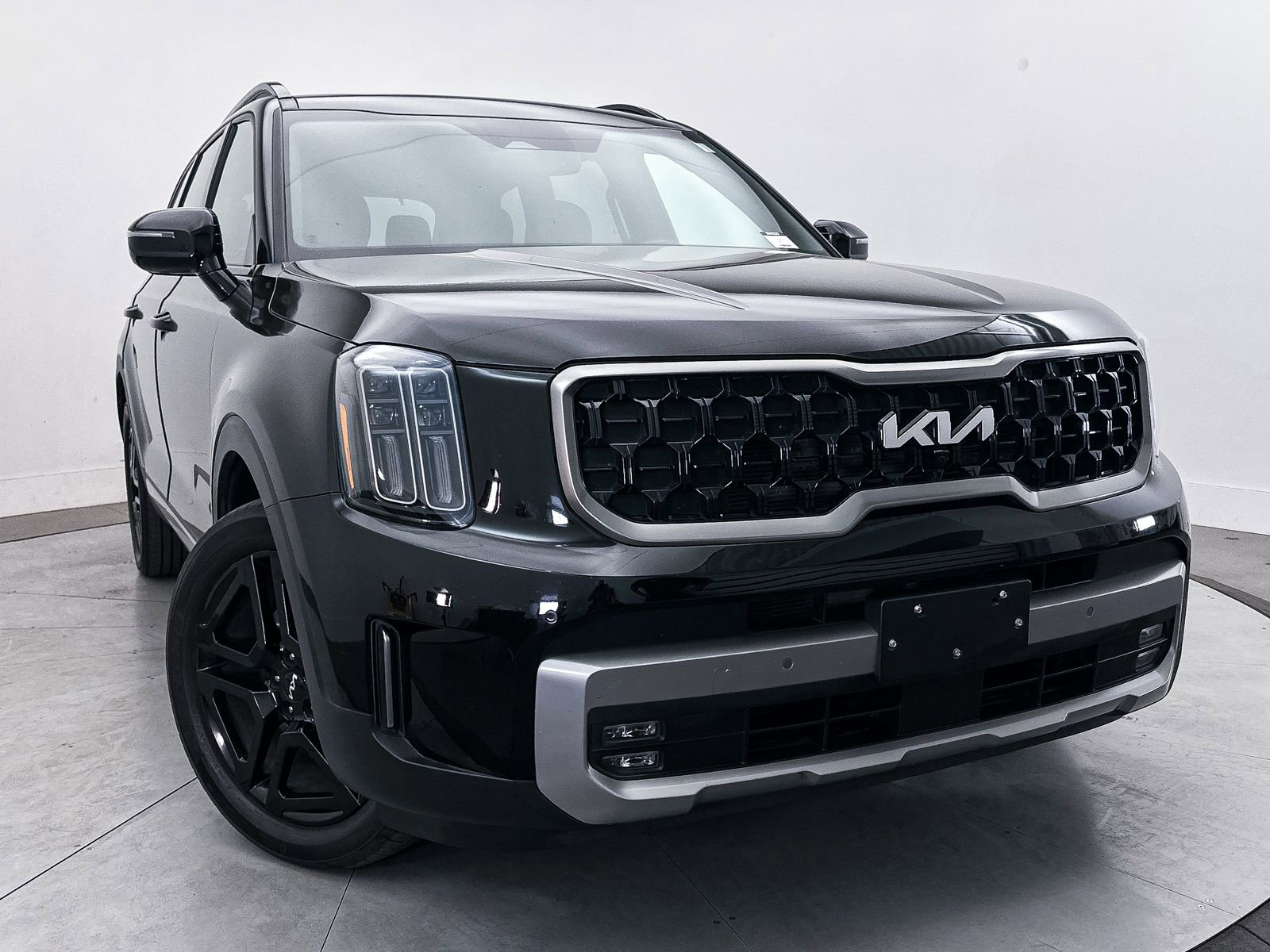 Certified 2023 Kia Telluride SX X-Line AWD/4WD image 10