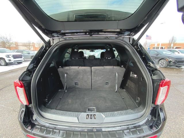 Used 2020 Ford Explorer XLT w/ Comfort Package image 24