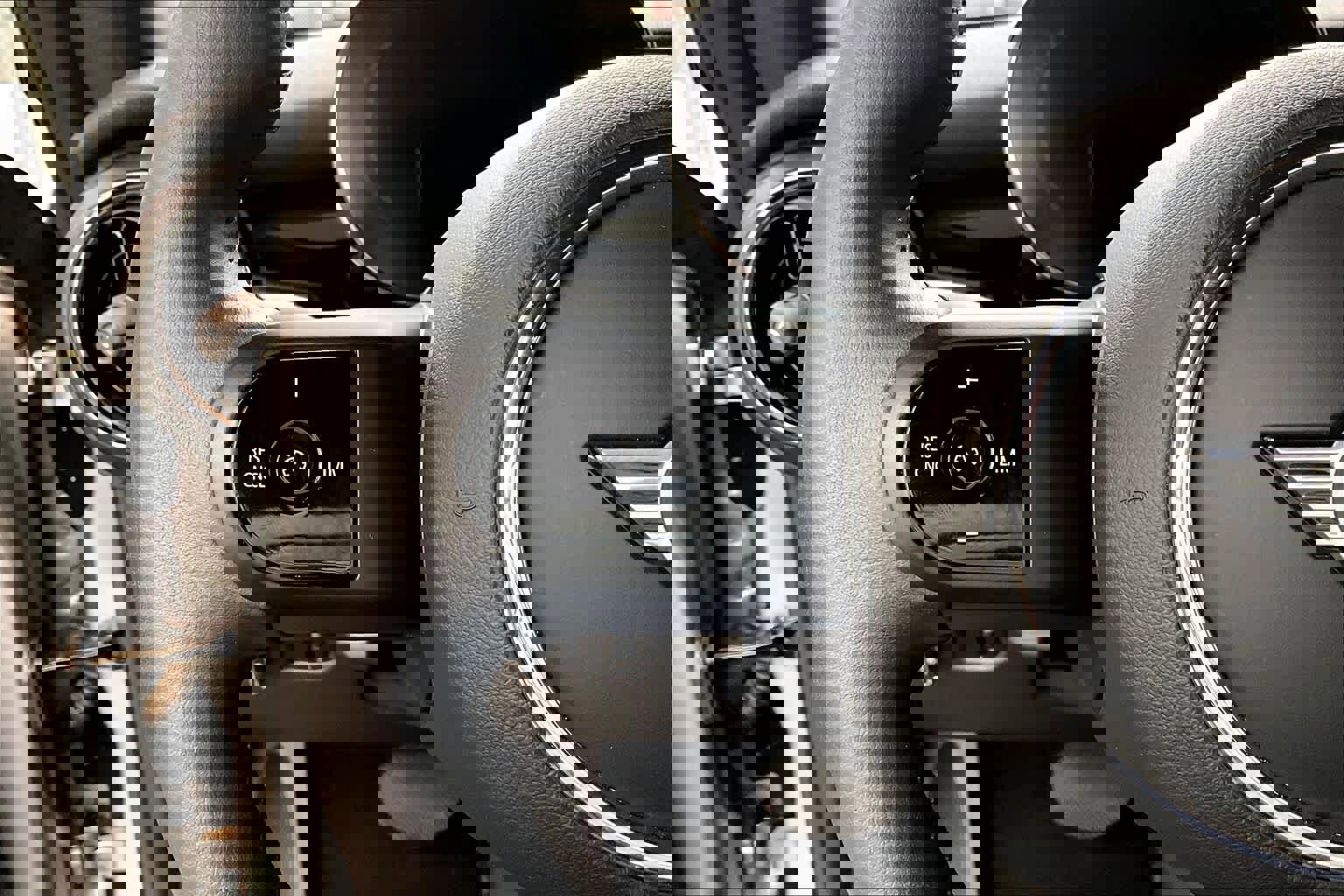 Used 2023 MINI Cooper Cooper image 44