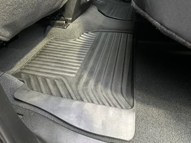 Used 2021 Chevrolet Silverado 1500 RST image 36