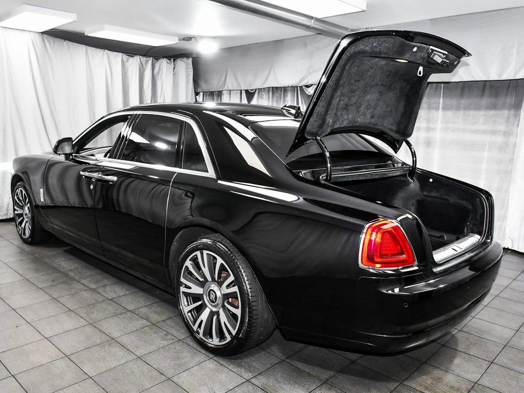 Used 2018 Rolls-Royce Ghost image 60