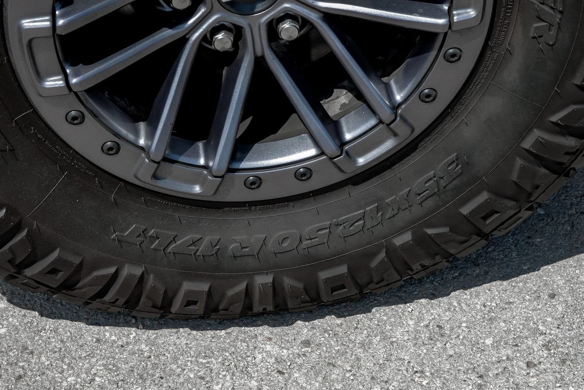 Used 2020 Ford F150 Raptor w/ Equipment Group 802A Luxury AWD/4WD image 62