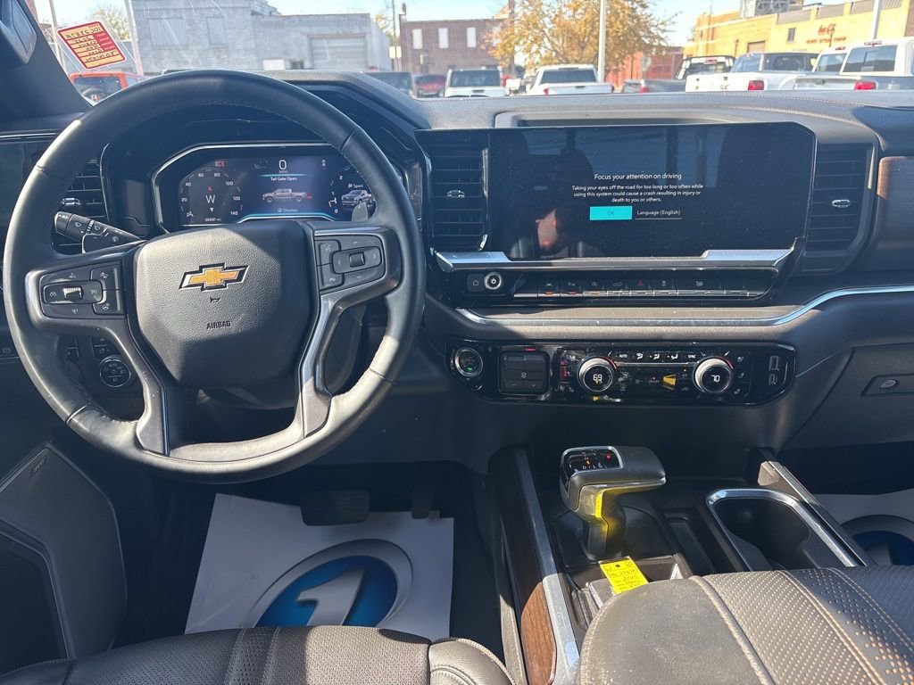 Used 2025 Chevrolet Silverado 1500 High Country image 31